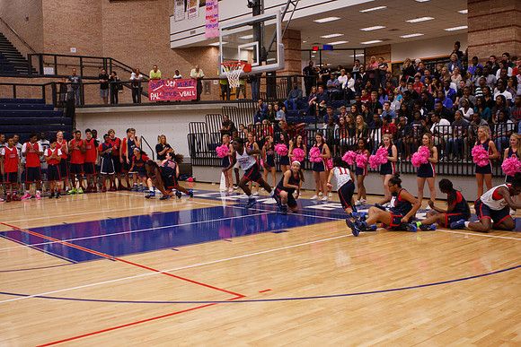 2013BasketballPepRally_0112