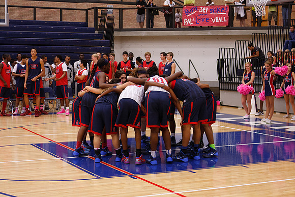 2013BasketballPepRally_0122