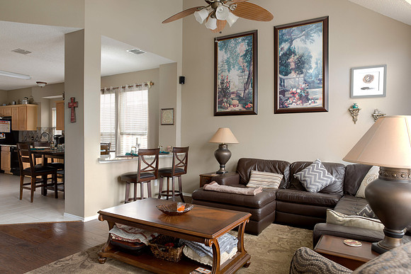 HickoryBendDrive_FamilyRoom