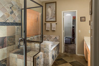 HickoryBendDrive_Master Bath View to Closet