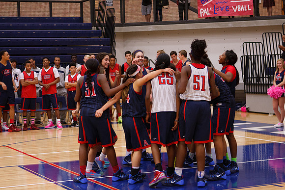 2013BasketballPepRally_0123