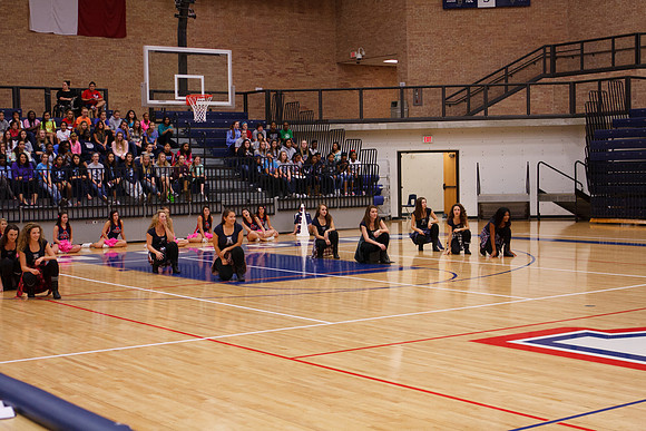 2013BasketballPepRally_0126