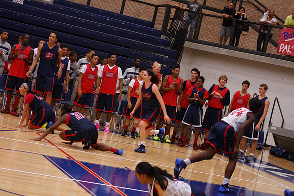 2013BasketballPepRally_0120