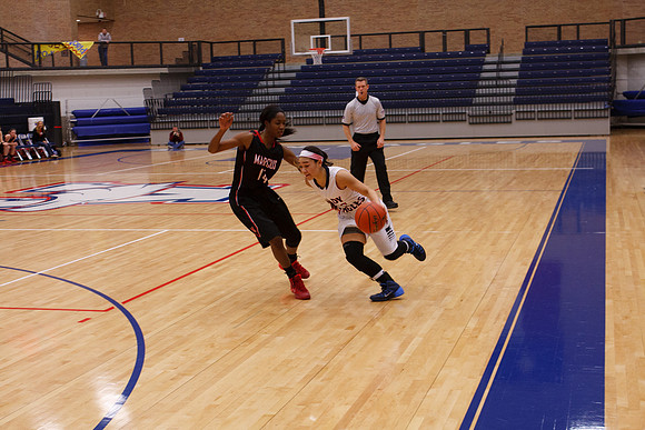 LadyEagles_VARvsFMMarcus_0035
