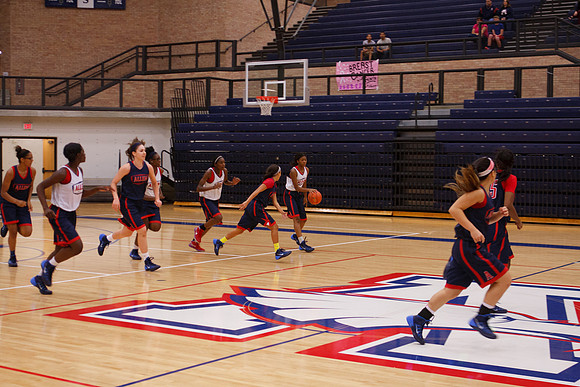 2013BasketballPepRally_0091
