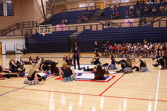 2013BasketballPepRally_0150