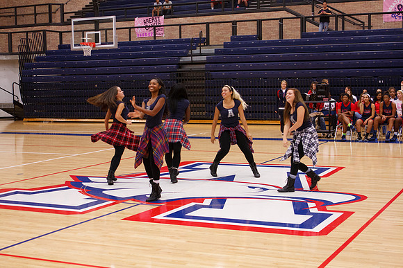 2013BasketballPepRally_0128