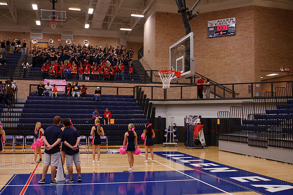 2013BasketballPepRally_0008