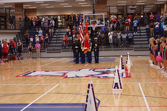 2013BasketballPepRally_0032