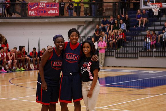 2013BasketballPepRally_0060
