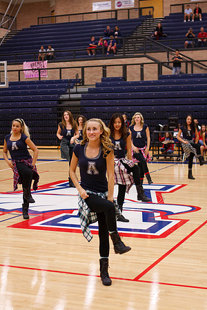2013BasketballPepRally_0131