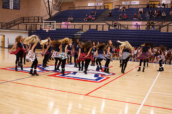 2013BasketballPepRally_0148